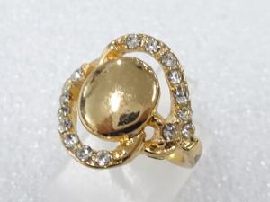 クリスタル　指輪(12号)